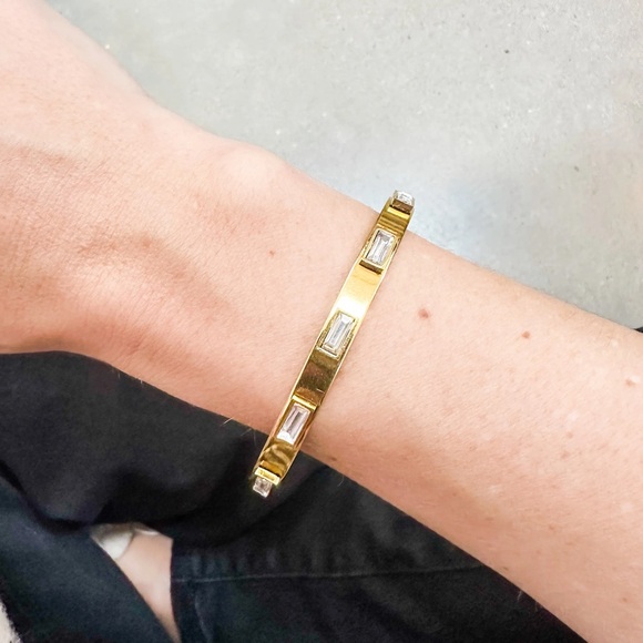 18K Gold Plated Bangle Bracelet*Tennis Baguette Swarovski Cubic Zirconia*JD - Picture 7 of 7